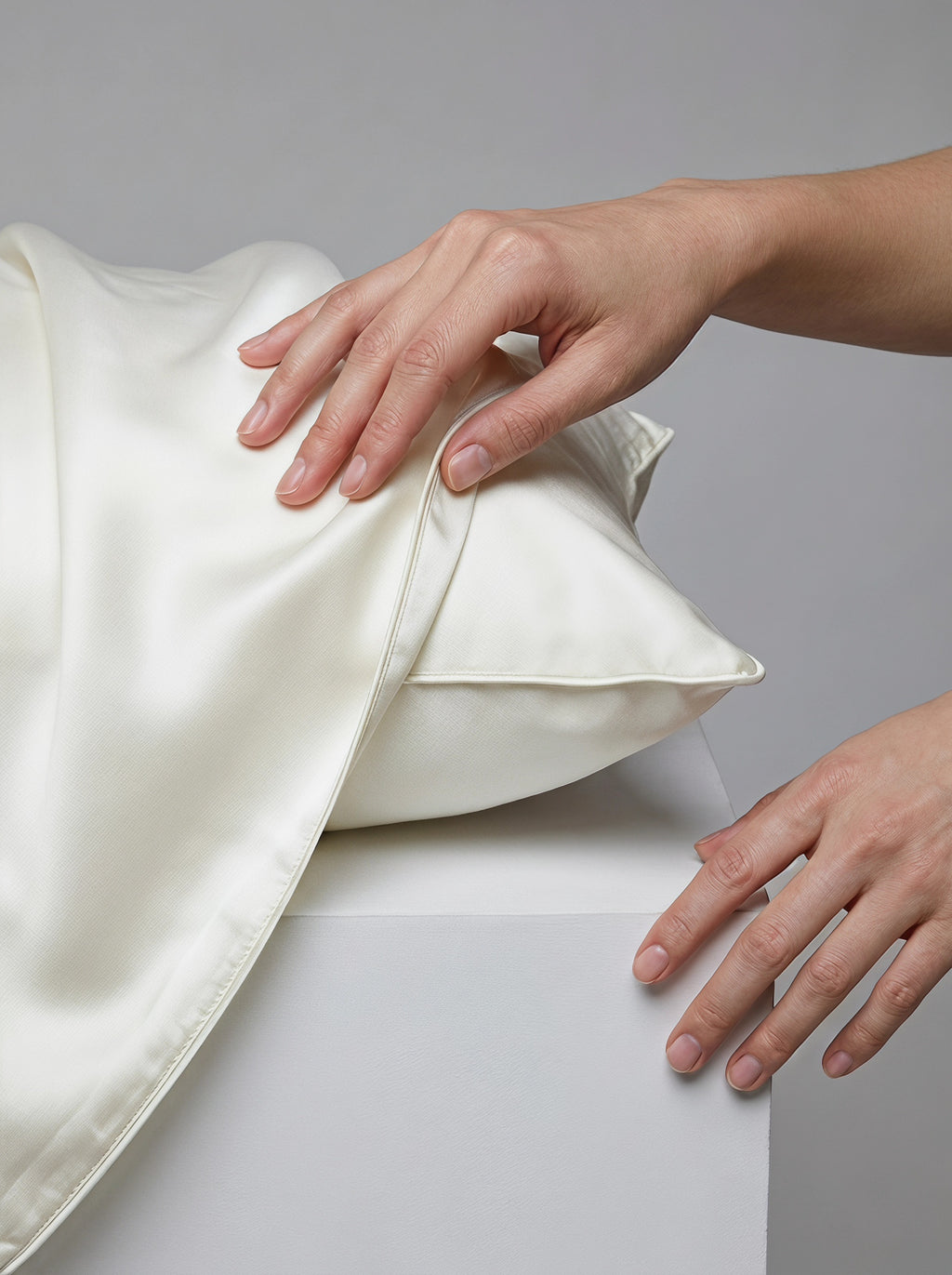 1pc 3D rolling edge 100% mulberry silk pillowcase,bride/bridesmaid gift