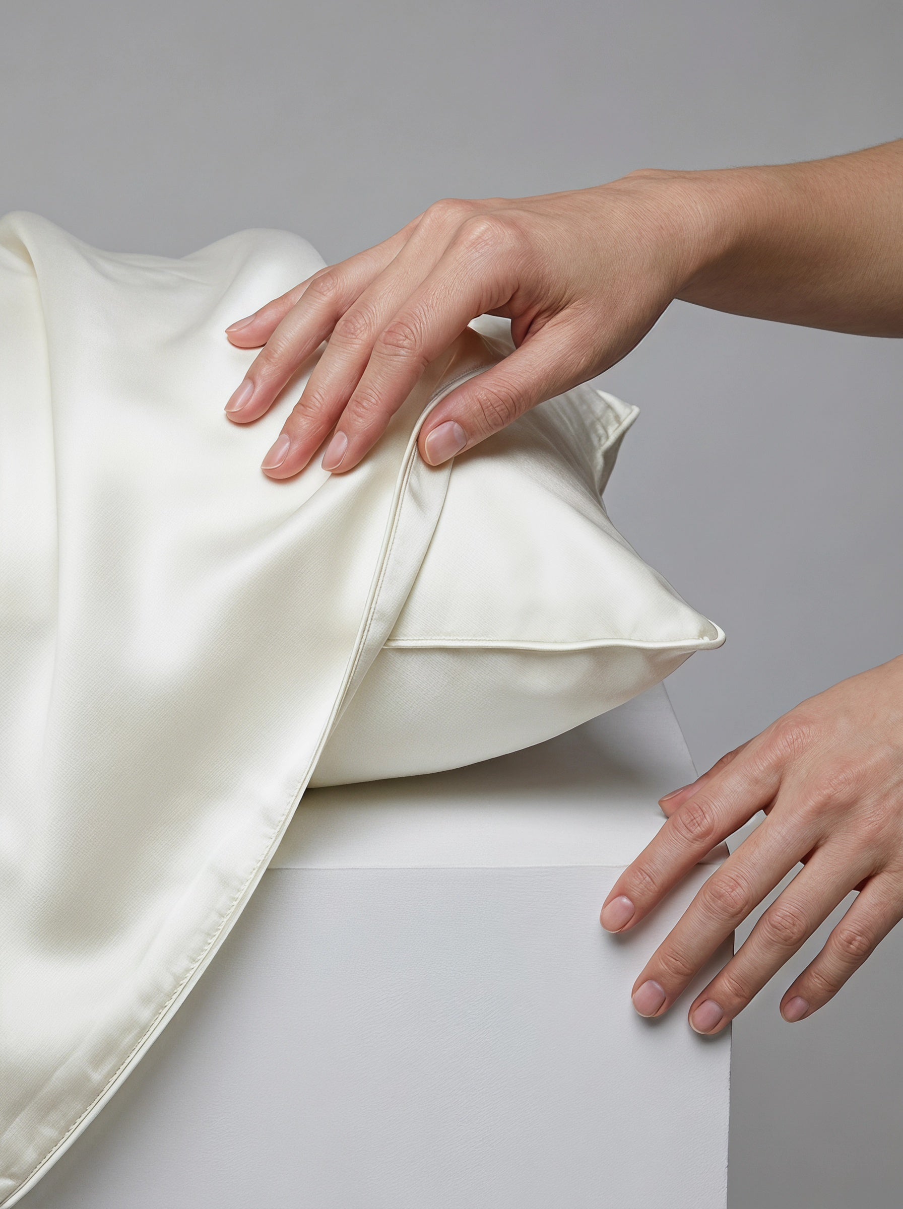1pc 3D rolling edge 100% mulberry silk pillowcase,bride/bridesmaid gift