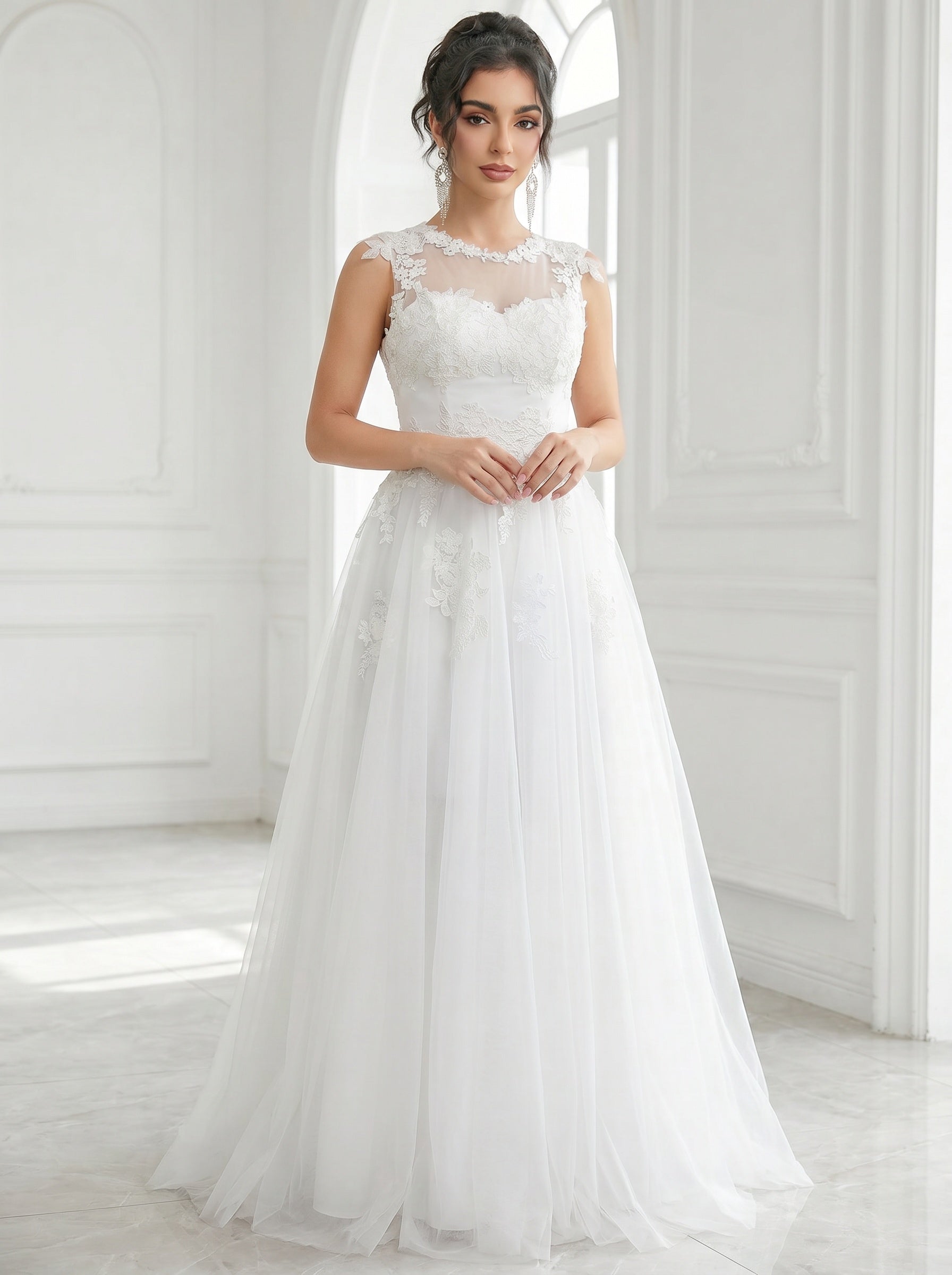 Lace appliques floor-length Wedding Dress