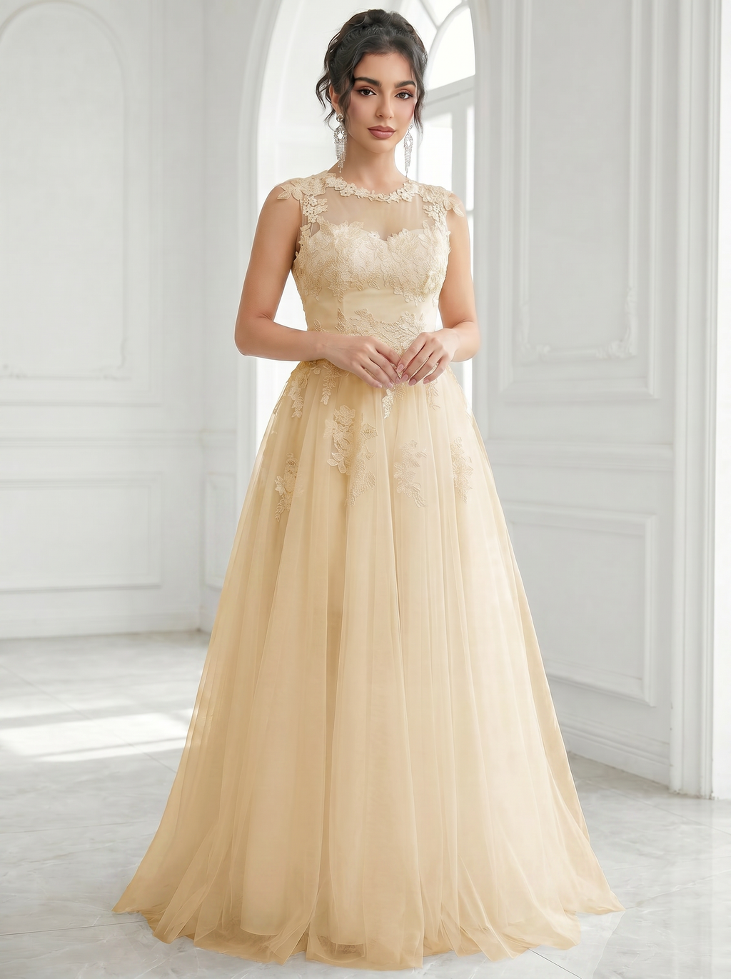 Lace appliques floor-length Wedding Dress