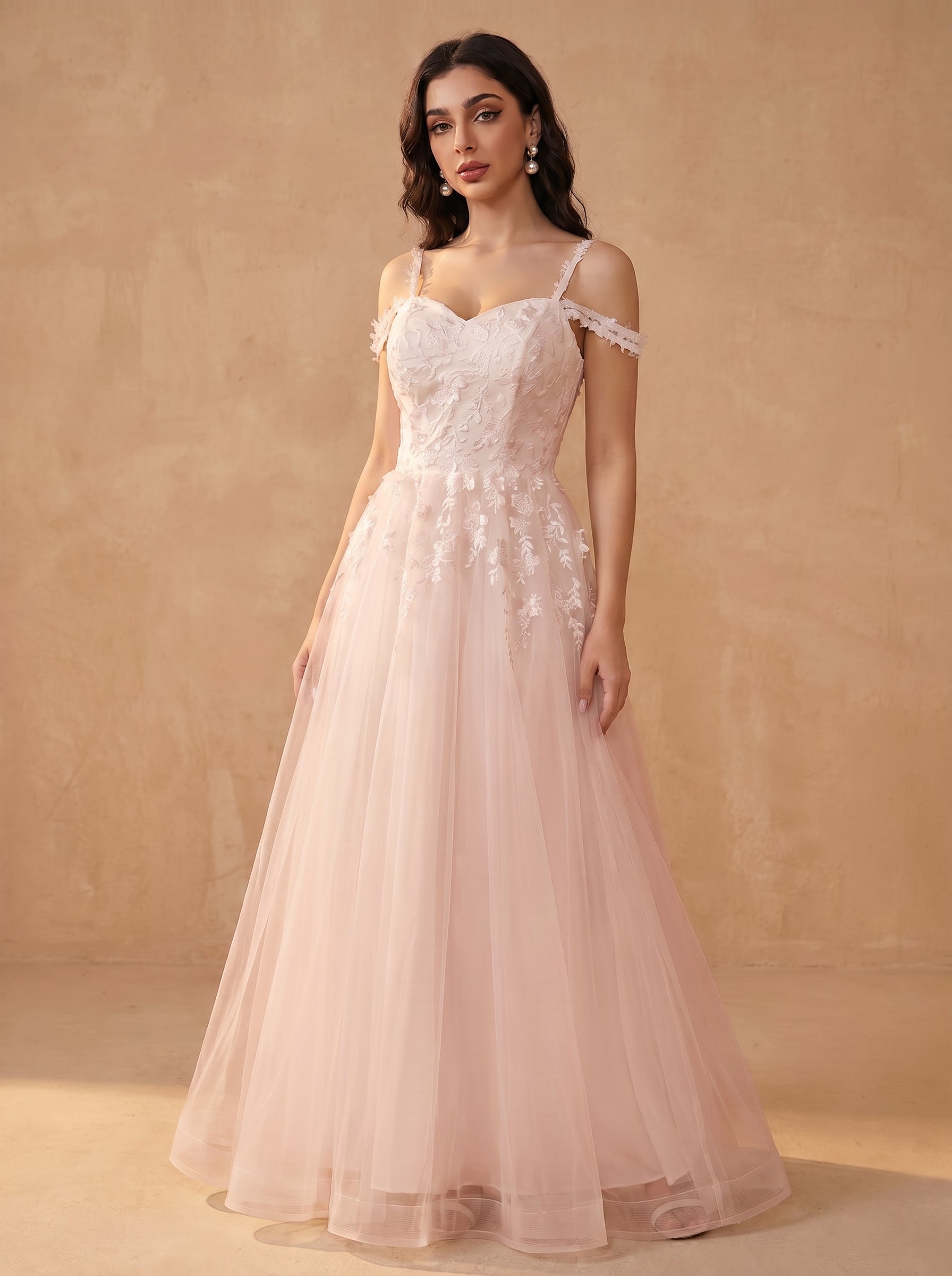 Off-shoulder appliques tulle prom dress