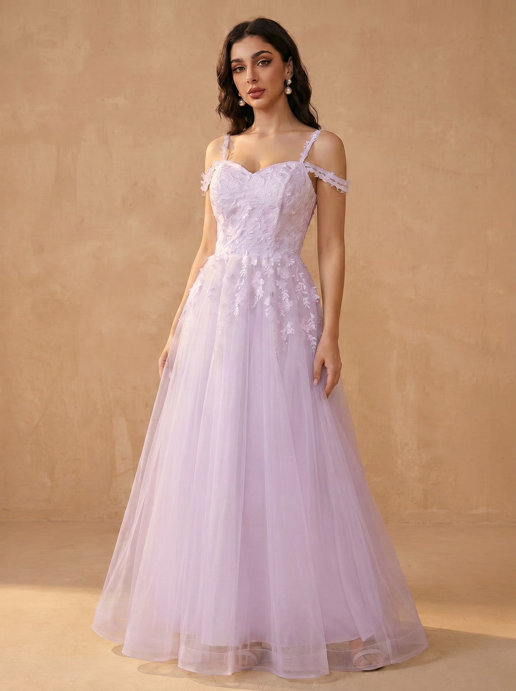 Off-shoulder appliques tulle prom dress