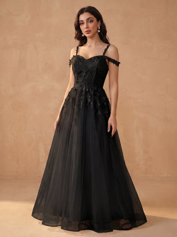 Off-shoulder appliques tulle prom dress