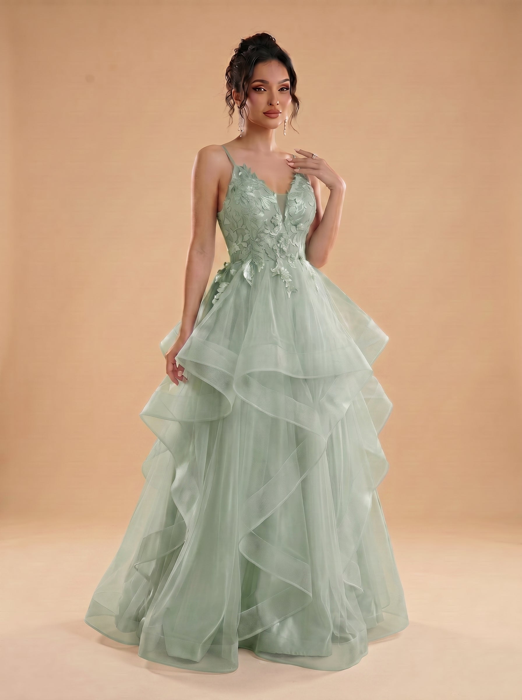 Irregular sequins appliques tulle prom dress