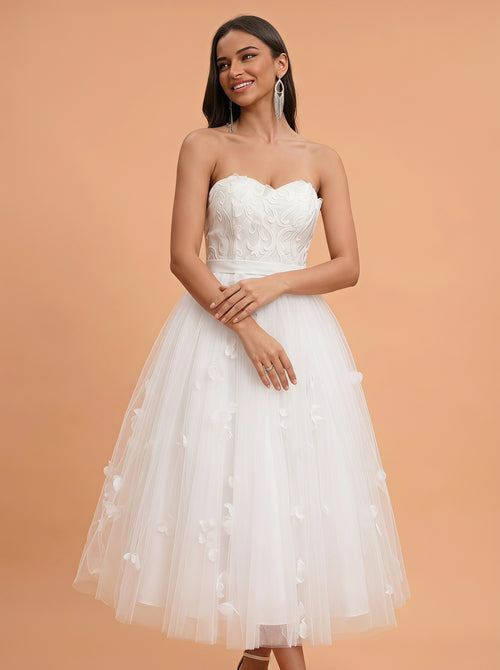 3D appliques strapless tulle wedding dress