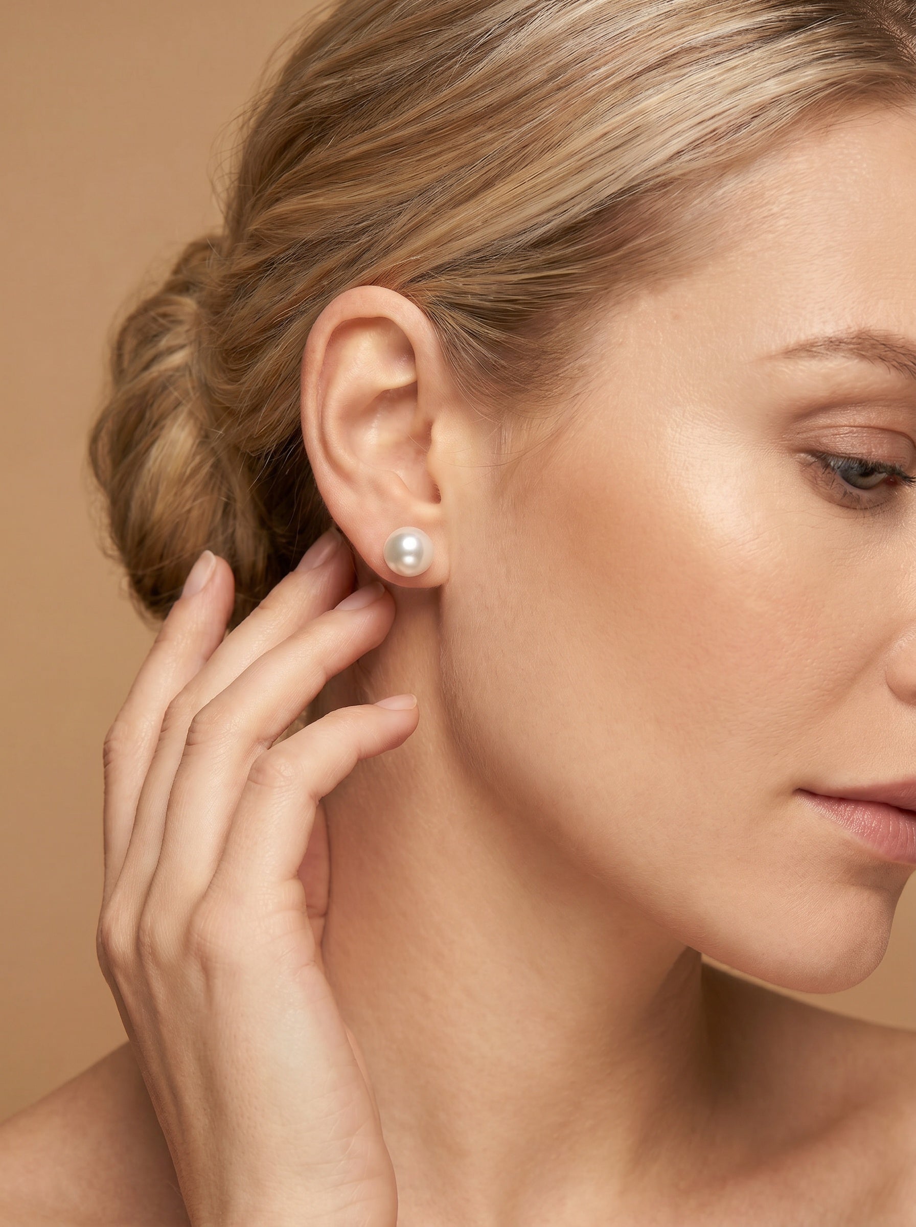 Minimalist natural Round pearl Earrings, wedding jewelry for bride/bridesmaid