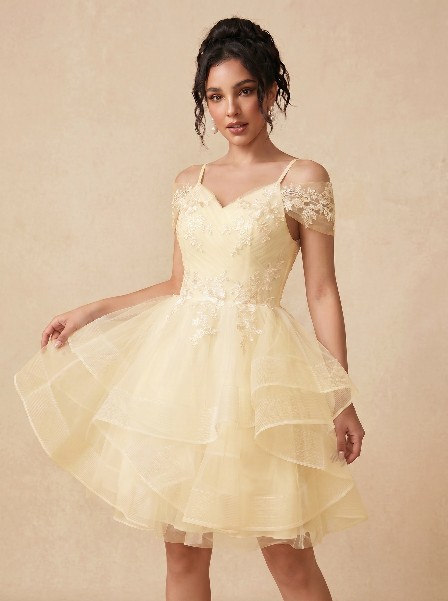 Irregular skirt tulle Short wedding dress