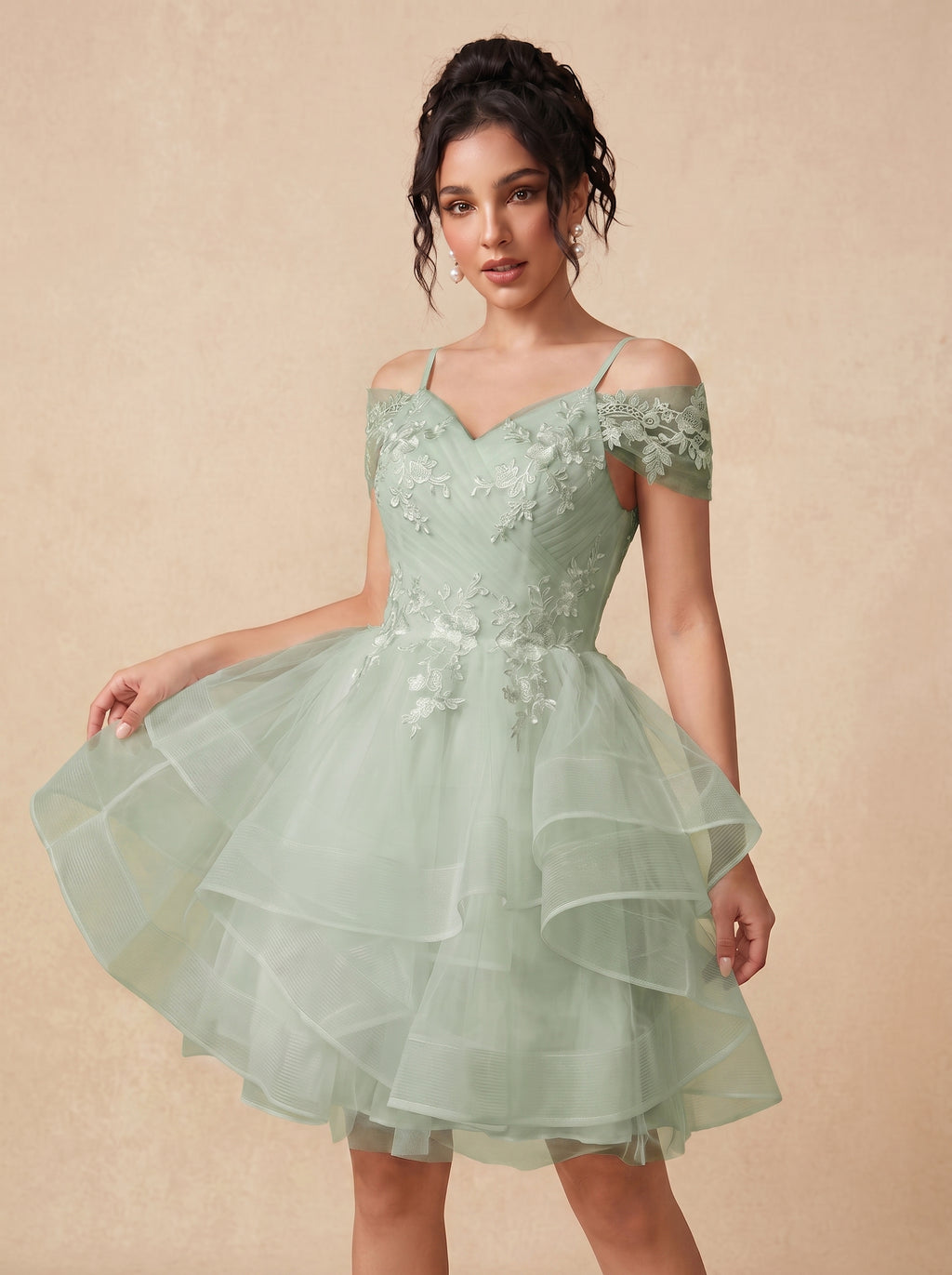 Irregular skirt tulle Short wedding dress
