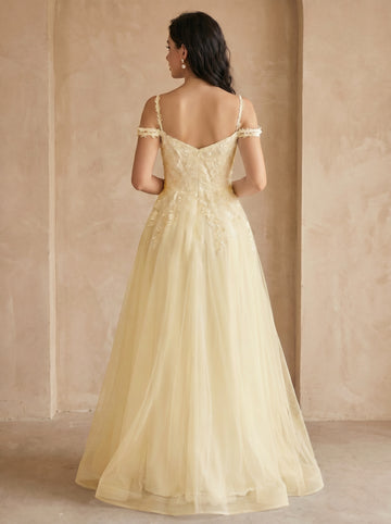 Off-shoulder appliques tulle prom dress