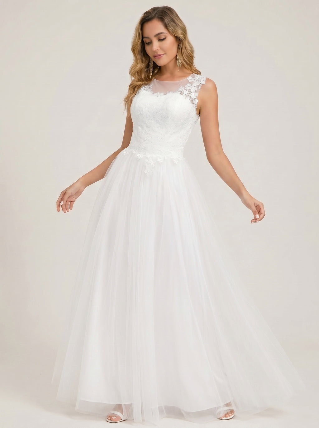 Handmade appliques floor-length Wedding dresses sleeveless