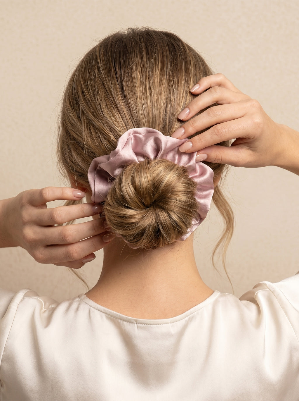 100% mulberry silk hair care classic scrunchie
