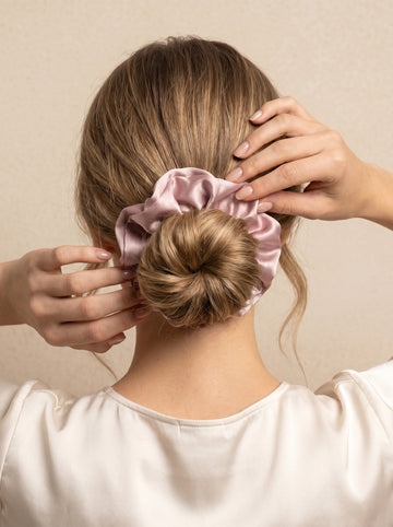100% mulberry silk hair care classic scrunchie