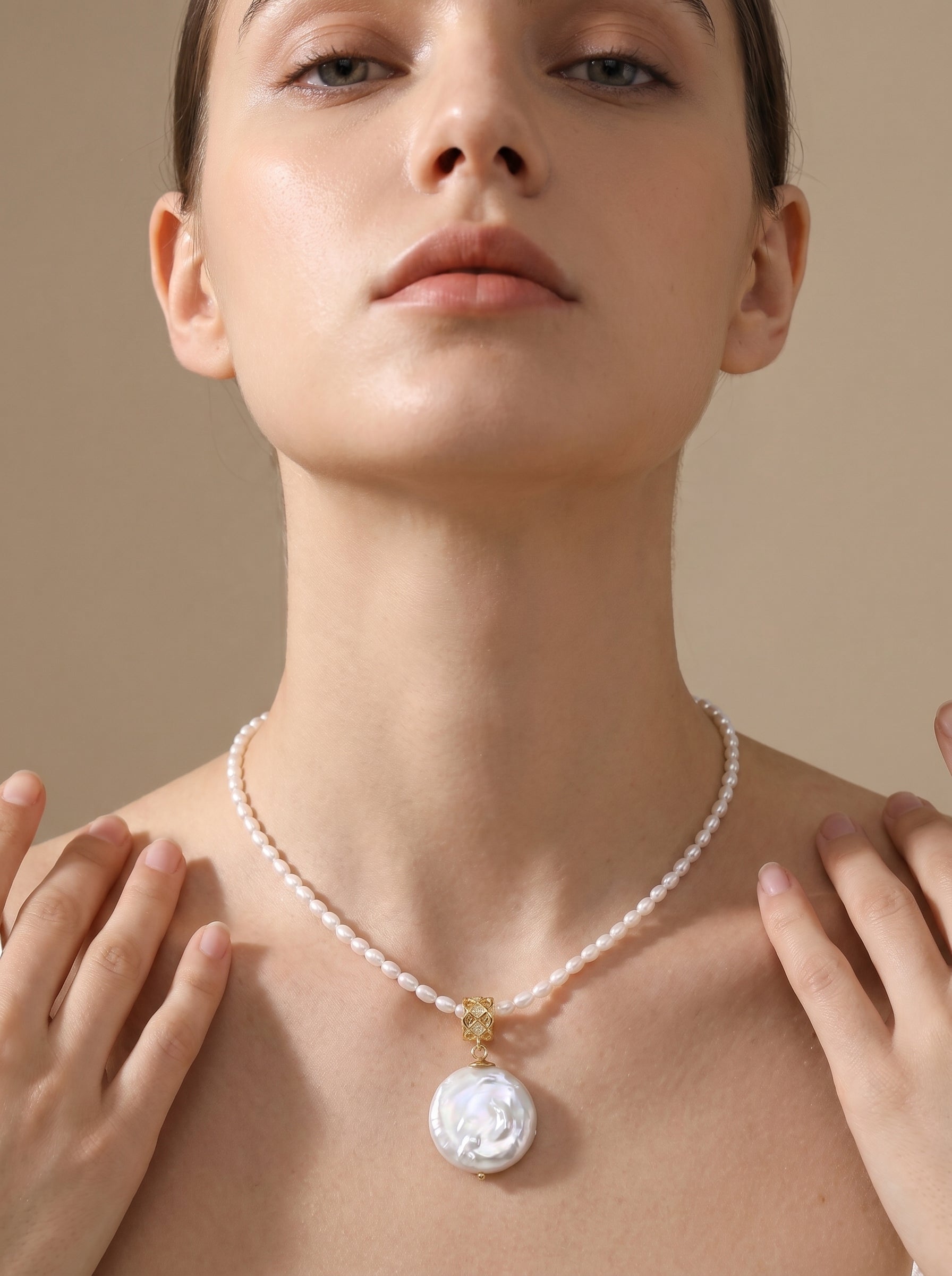Roman pendant pearl Necklace,wedding jewelry