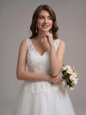 Lace backless trailing wedding dress