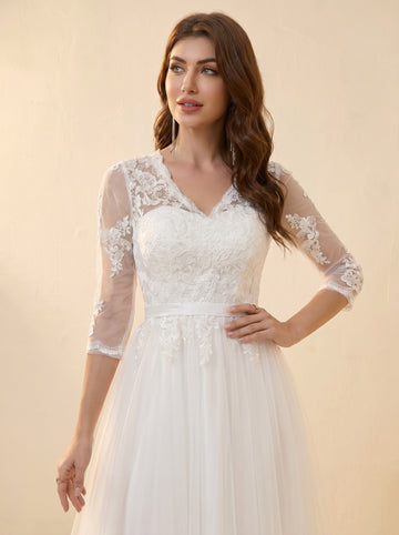 Lace appliques half sleeve tulle wedding dress