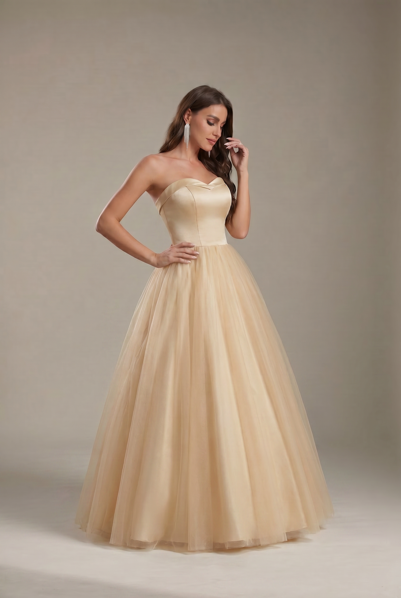 Elegant Satin & Tulle long Wedding Dress
