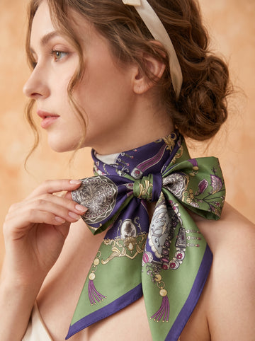 19.7in Vintage style print 100% mulberry Silk scarf accessories
