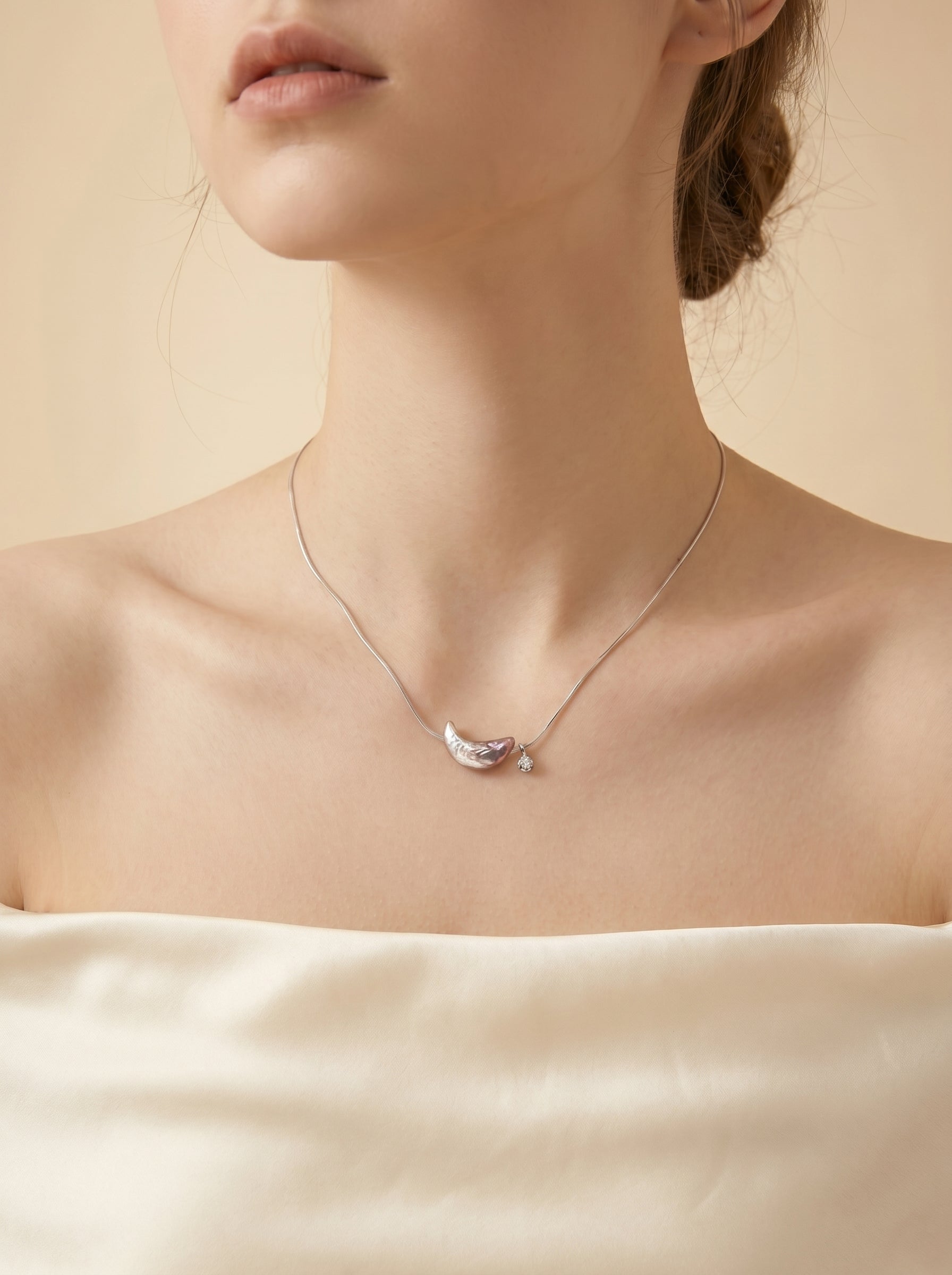 Moon pearl Snake Bone Necklace,wedding jewelry