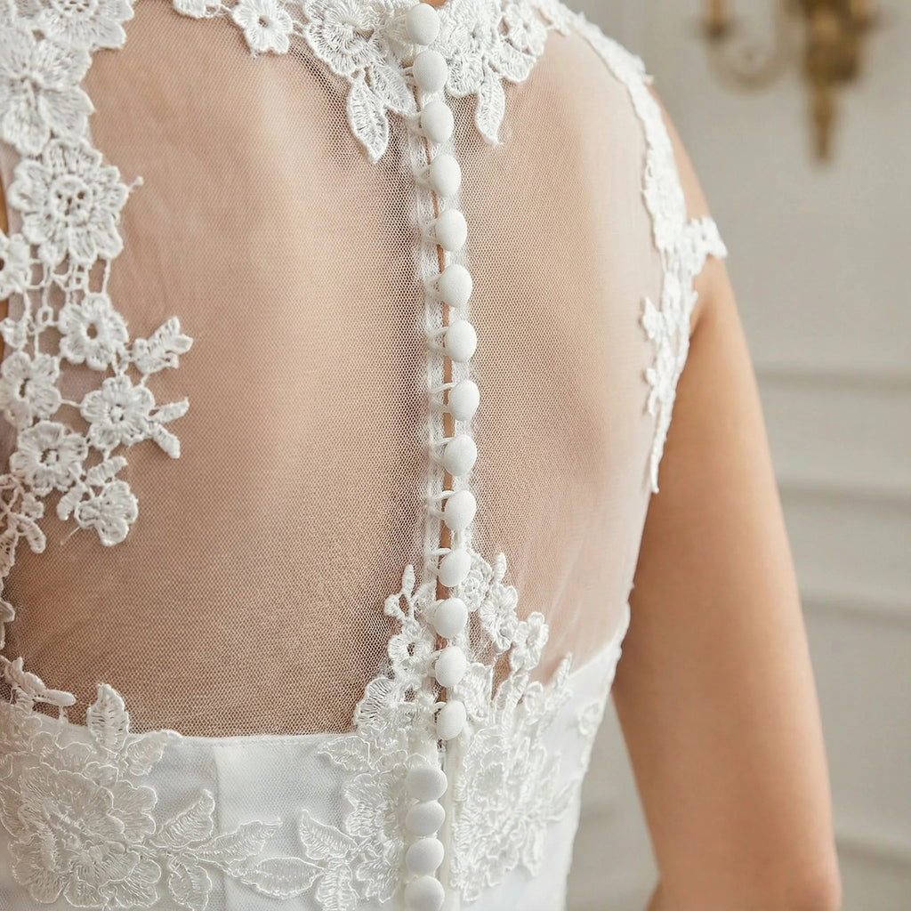 Lace appliques floor-length Wedding Dress