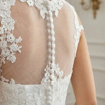 Lace appliques floor-length Wedding Dress